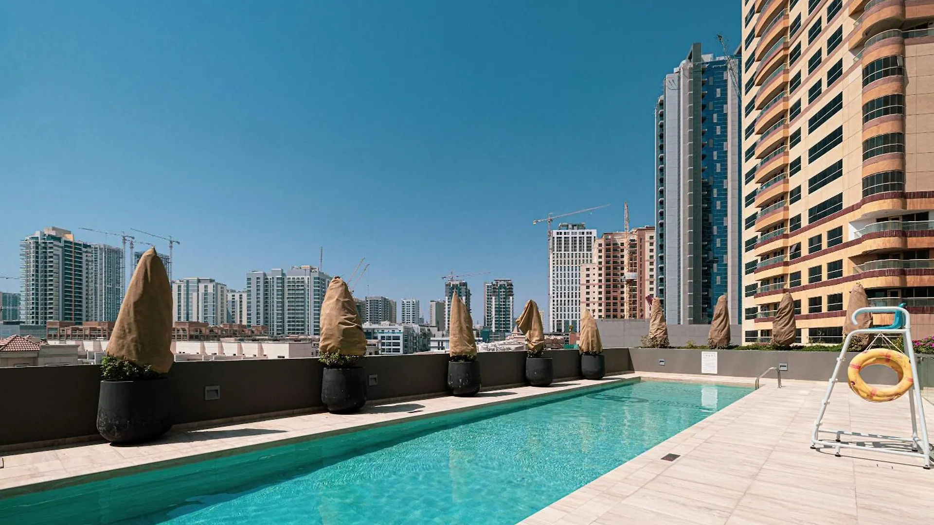 Cozy Boho Retreat One Bedroom Sanctuary Dubai 0*,